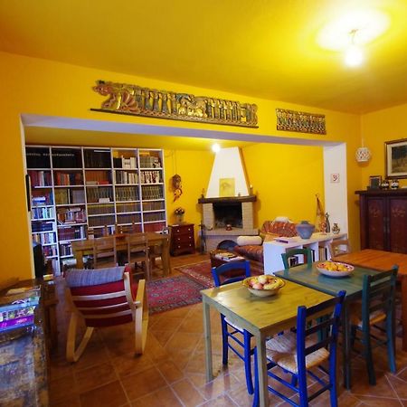 Al Campo Di Sotto Bed & Breakfast Buia Luaran gambar