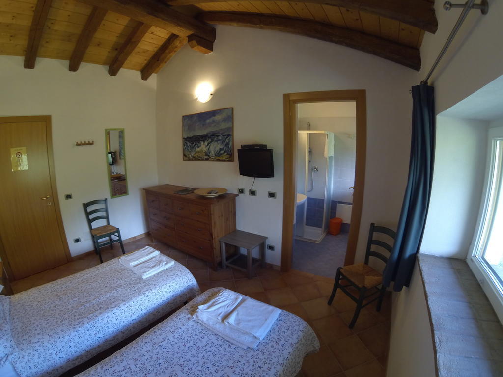 Al Campo Di Sotto Bed & Breakfast Buia Bilik gambar