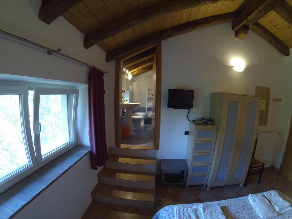 Al Campo Di Sotto Bed & Breakfast Buia Bilik gambar