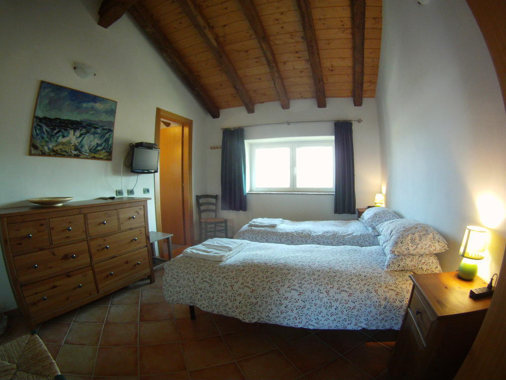 Al Campo Di Sotto Bed & Breakfast Buia Luaran gambar