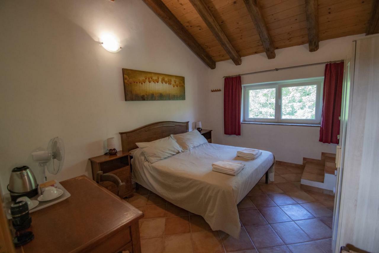 Al Campo Di Sotto Bed & Breakfast Buia Luaran gambar