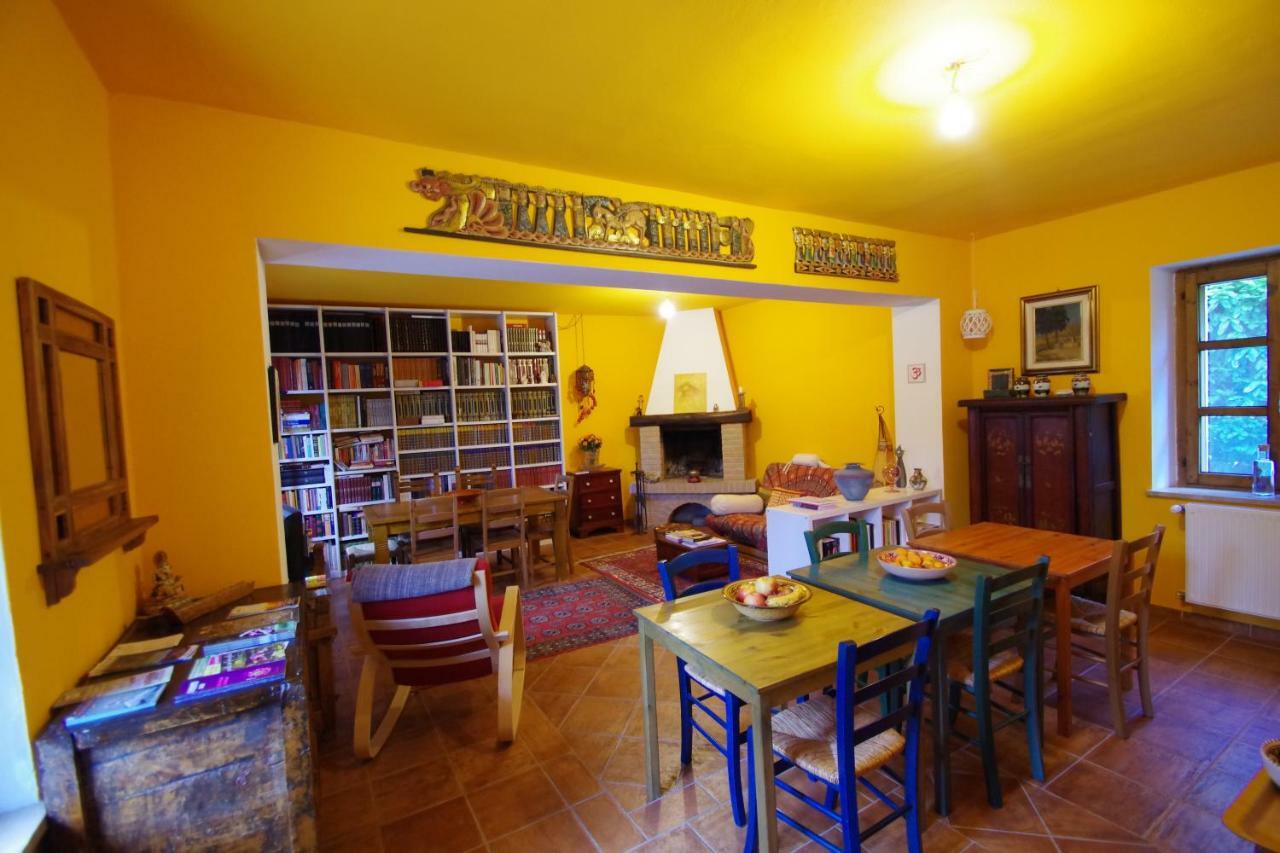 Al Campo Di Sotto Bed & Breakfast Buia Luaran gambar